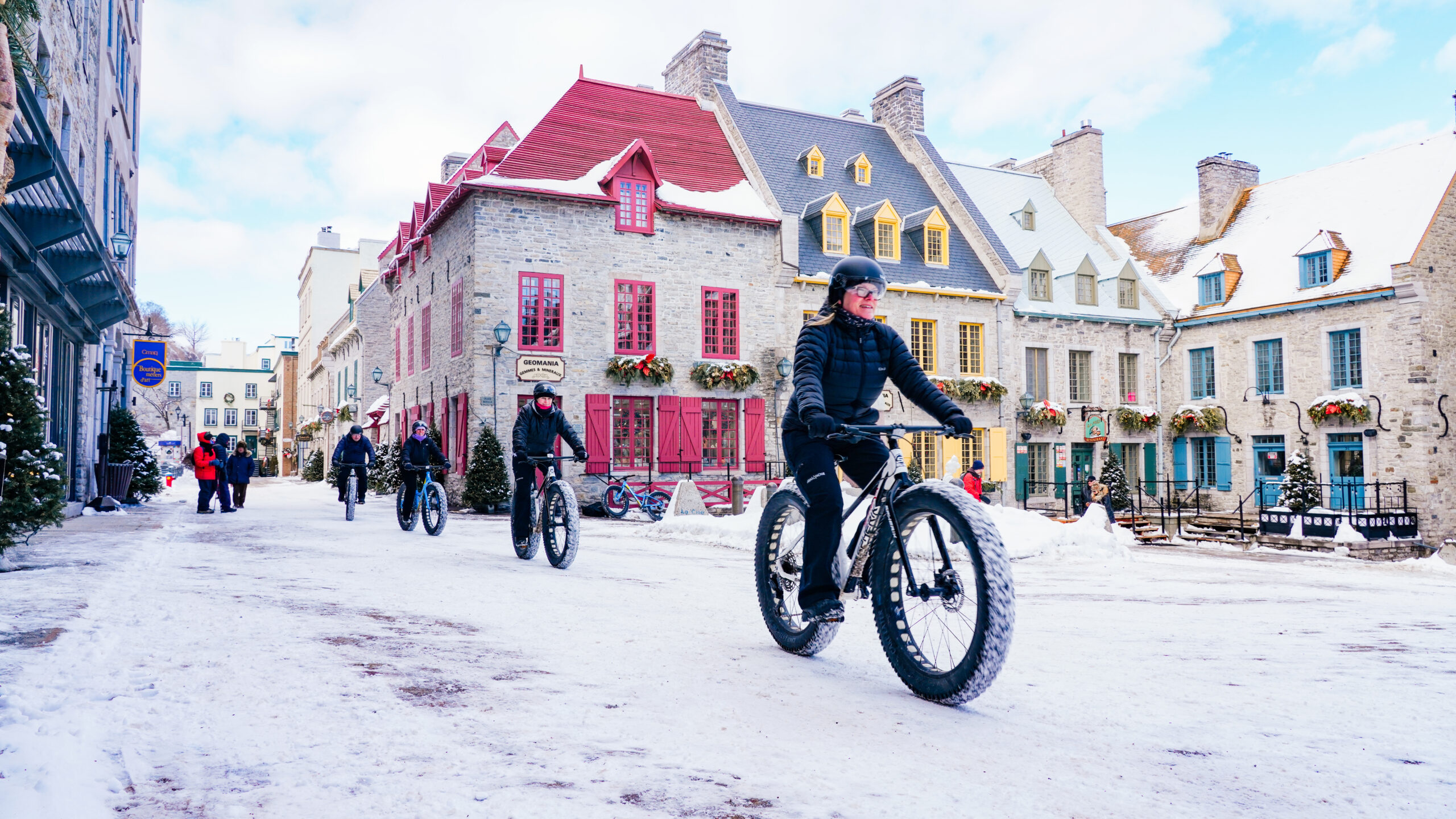 Fat biking activities and Winter Wear Rental in Quebec City